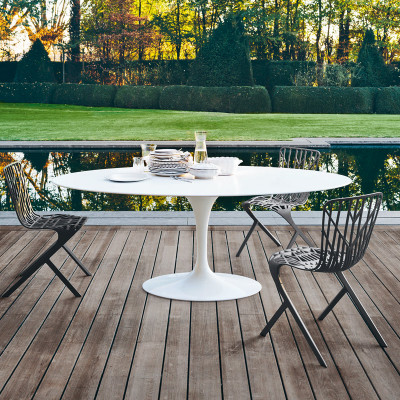 Saarinen outdoor tables