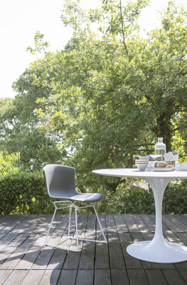 Saarinen outdoor tables