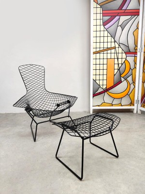 Bertoia Bird Chair and Ottoman