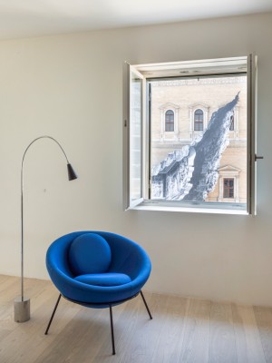 BardI’s Bowl Chair