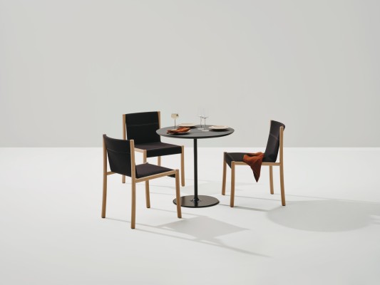 Kata Chair