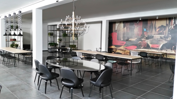 Saarinen Tables