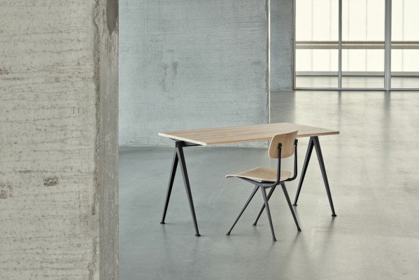 Pyramid Table 01