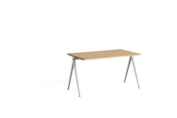 Pyramid Table 01