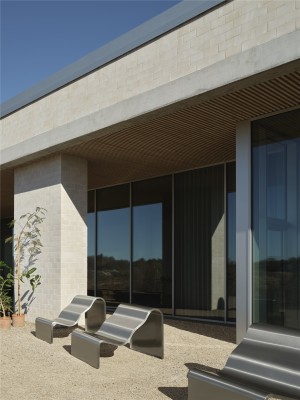 Dream View Bench