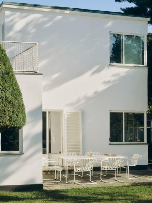 Palissade Cantilever Dining