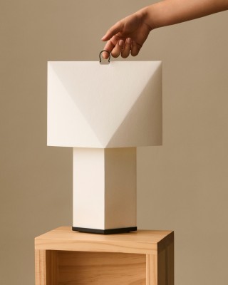 Aplat Table Lamp