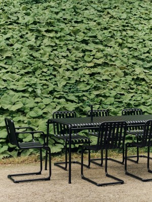 Palissade Cantilever Chair