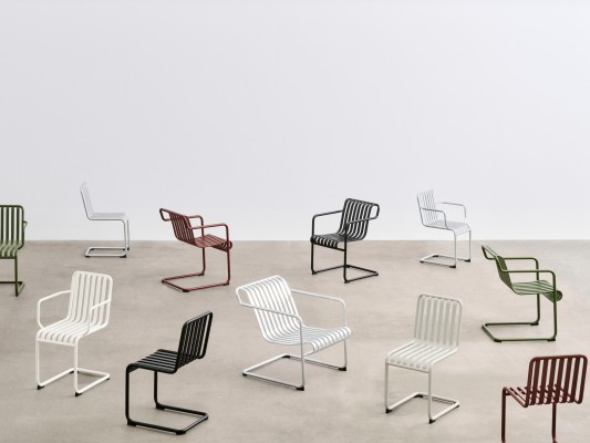 Palissade Cantilever Armchair