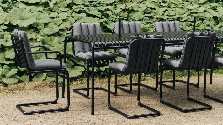 Palissade Cantilever Armchair