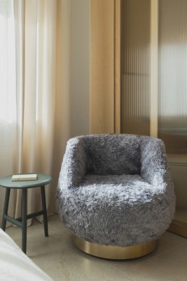 Magnum (armchair)