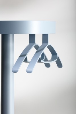 Plus (hangers)