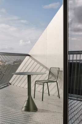 Palissade Chair
