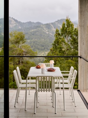Palissade Chair