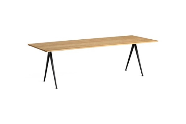 Pyramid Table 02