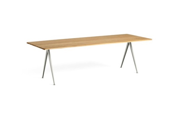 Pyramid Table 02