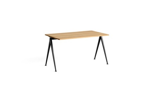 Pyramid Table 01