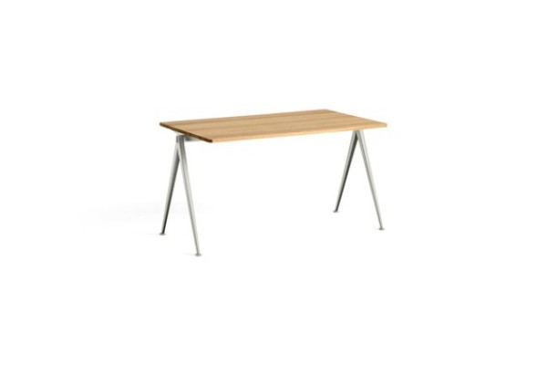 Pyramid Table 01
