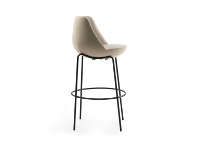 Magnum (stool)