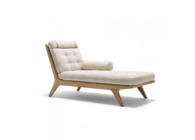 Klismos Chaise