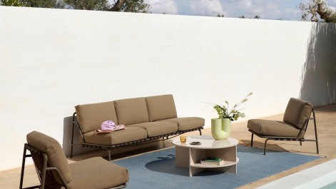 Halves coffee tables